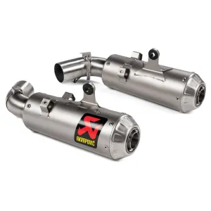 Akrapovic Titanium Twin Silencer Slip-On Kit S-D9SO15-HCBT