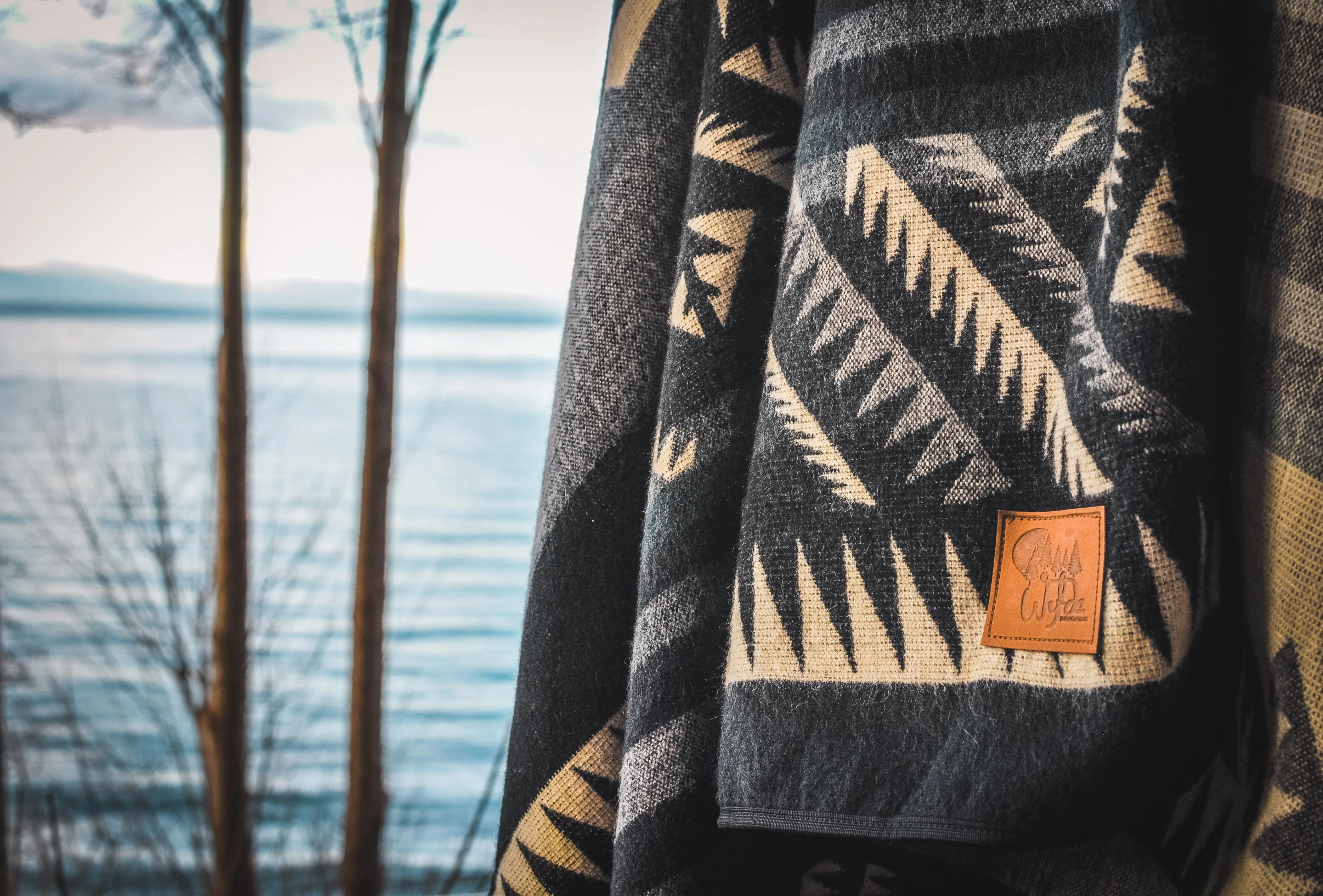 Badlands Aztec Reversible Blanket  //  Grey/Black/Slate/Cream