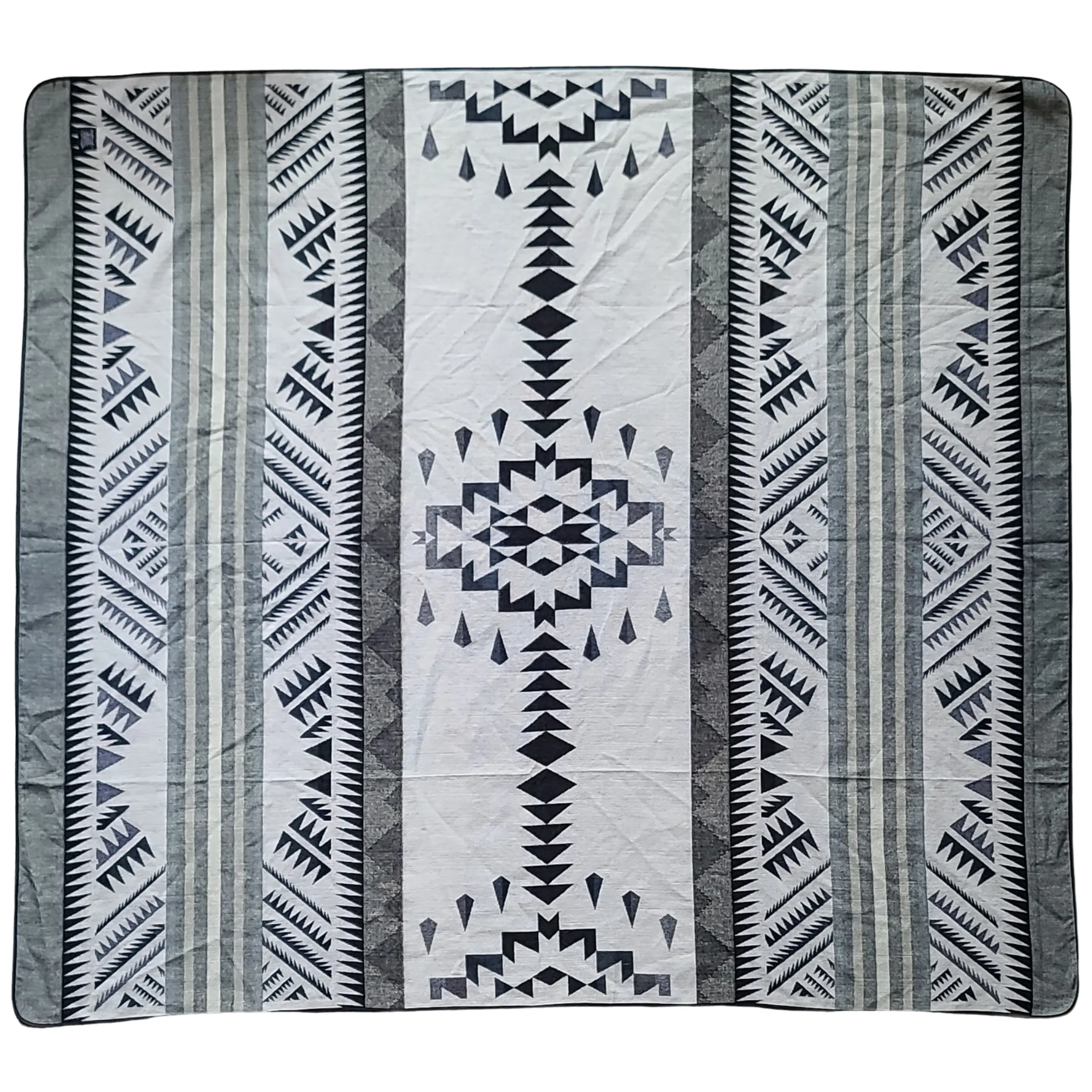 Badlands Aztec Reversible Blanket  //  Grey/Black/Slate/Cream