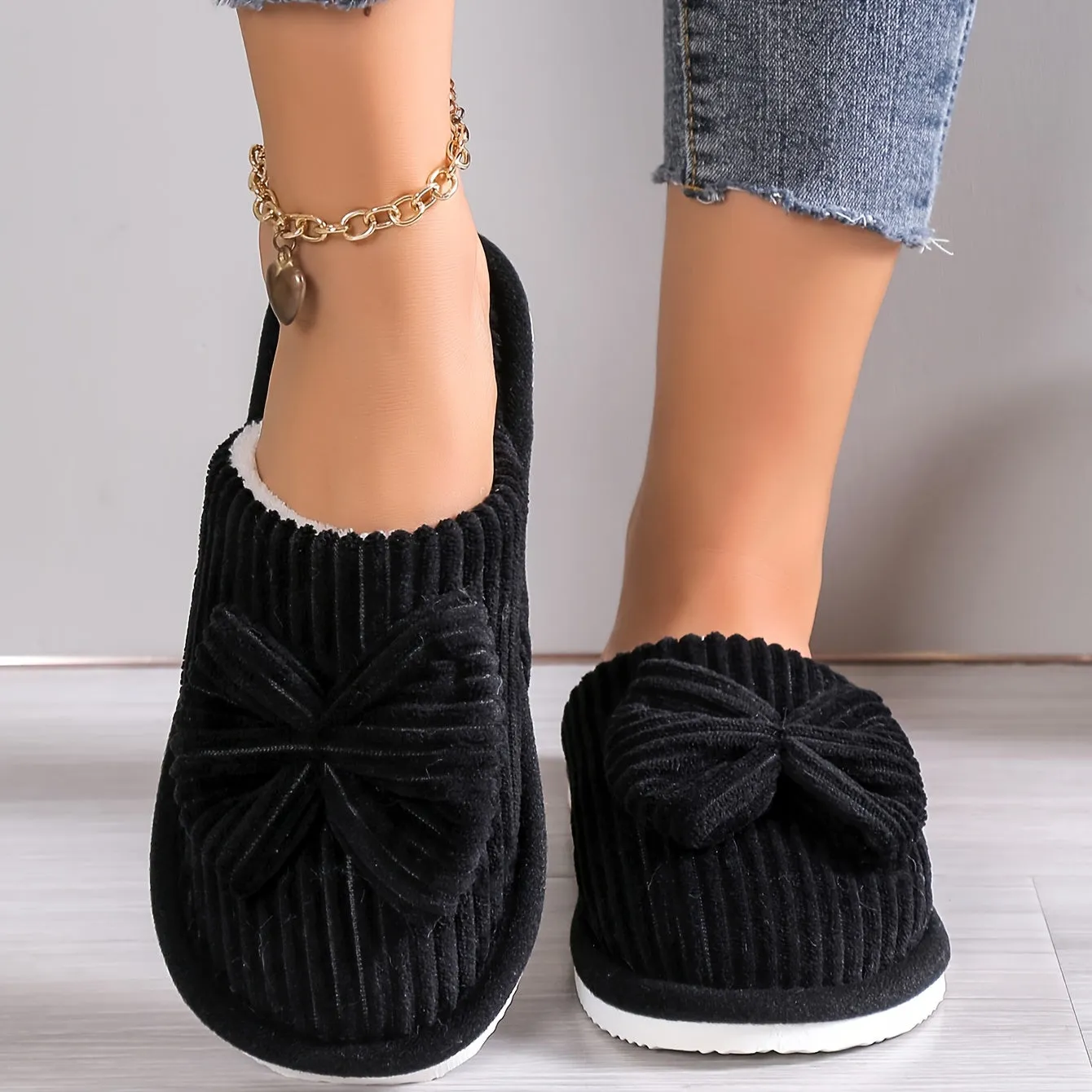Bowknotz - Plush Slippers