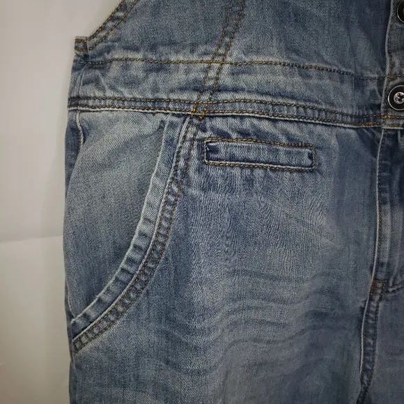 CITY CHIC DENIM DISTRESSED STONEWASHED OVERALL SHORTS SIZE 14