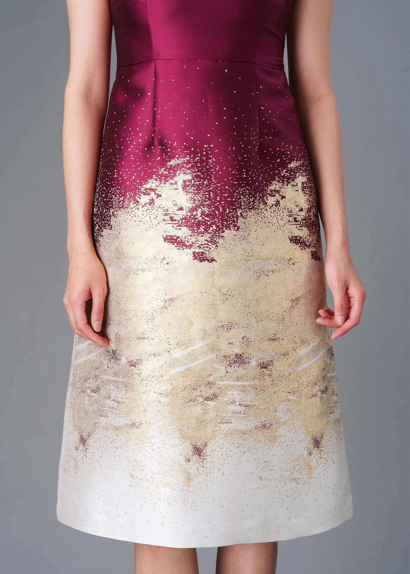 Common Mallows Midi Qipao (Red/ Gold)