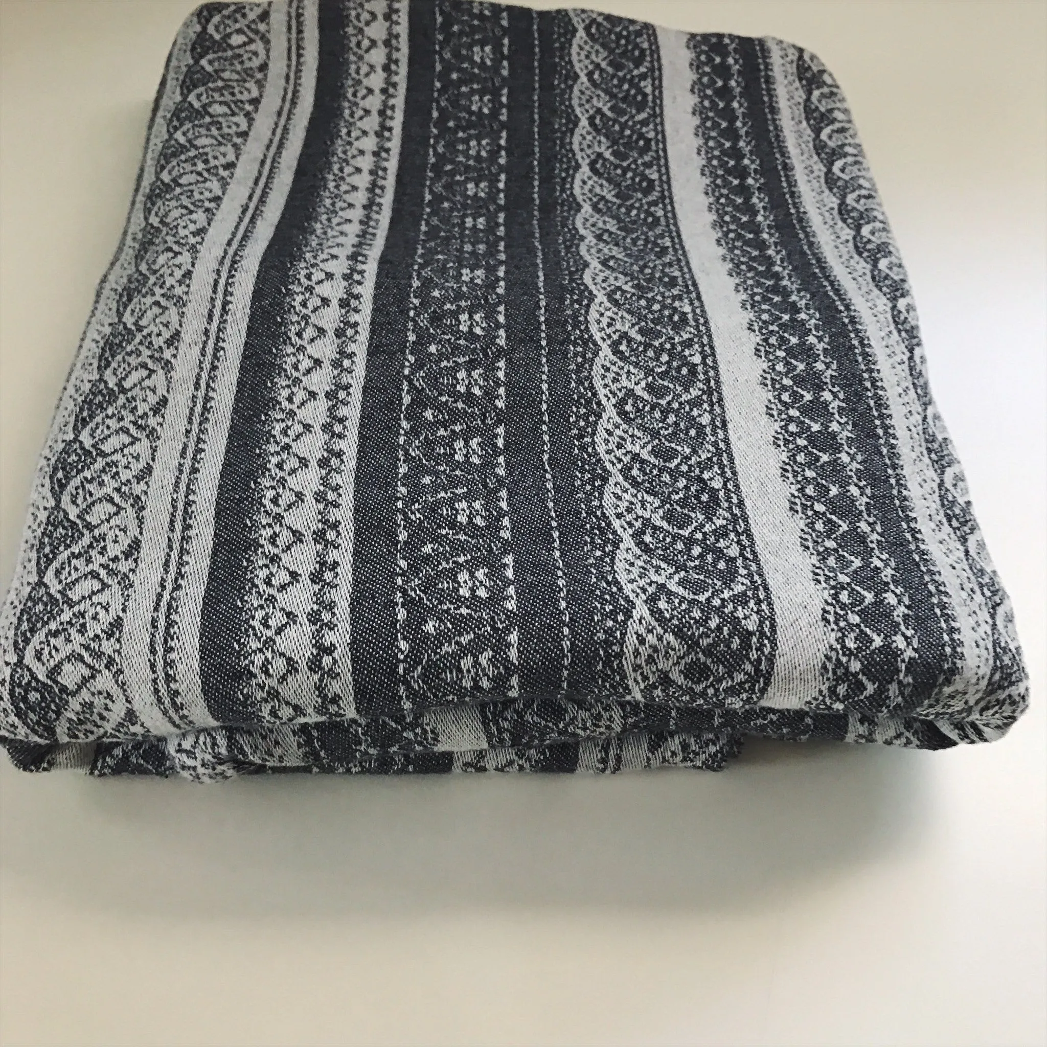 Diva Milano Merletti Diamente Woven Wrap
