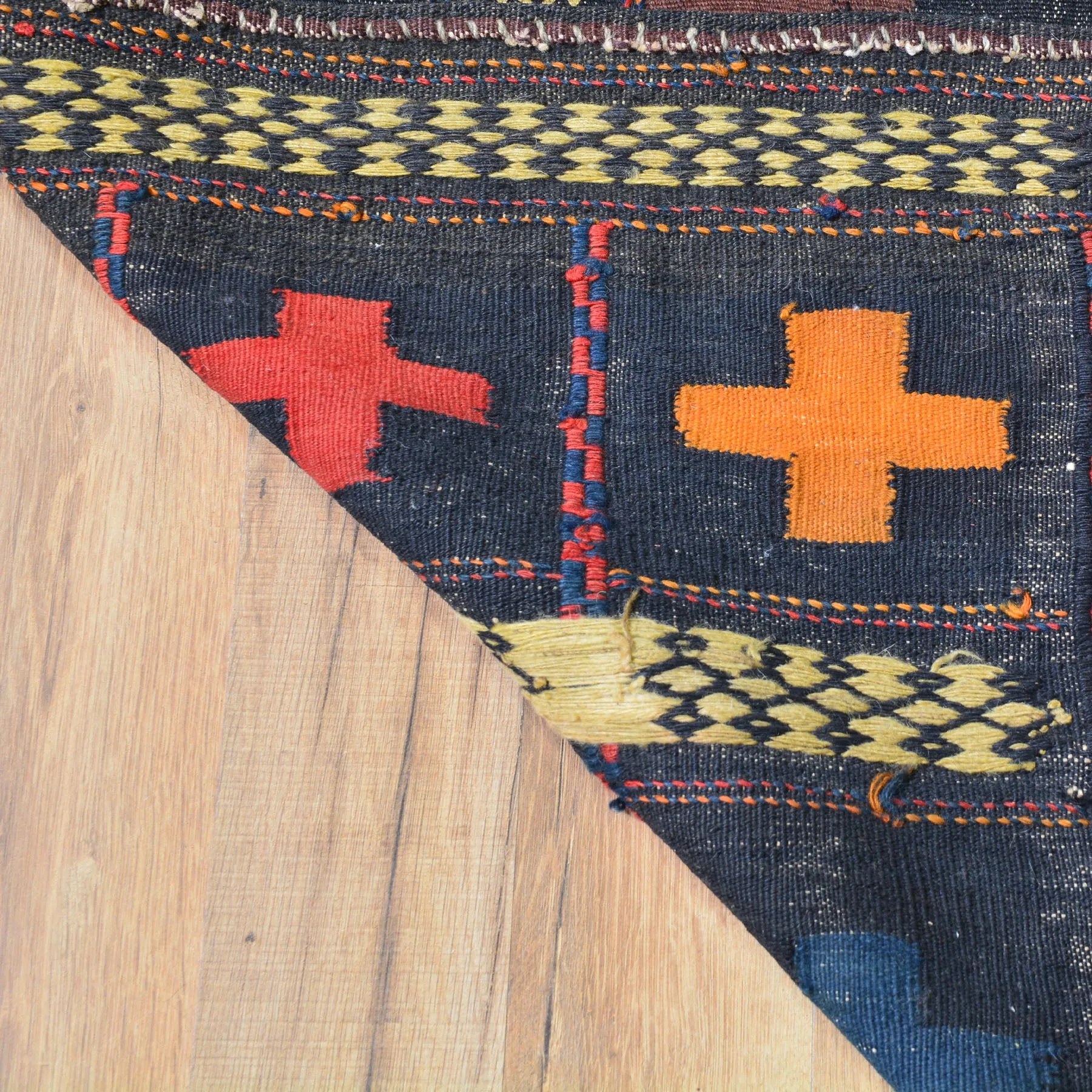Hand-Woven Flat-weave Tribal Kilim Wool Rug (Size 3.11 X 4.2) Cwral-7713