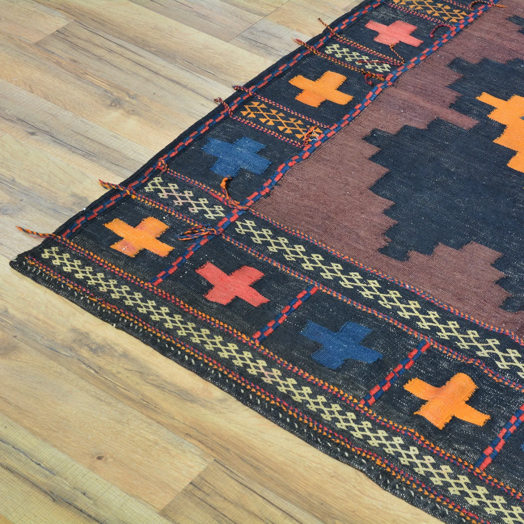 Hand-Woven Flat-weave Tribal Kilim Wool Rug (Size 3.11 X 4.2) Cwral-7713