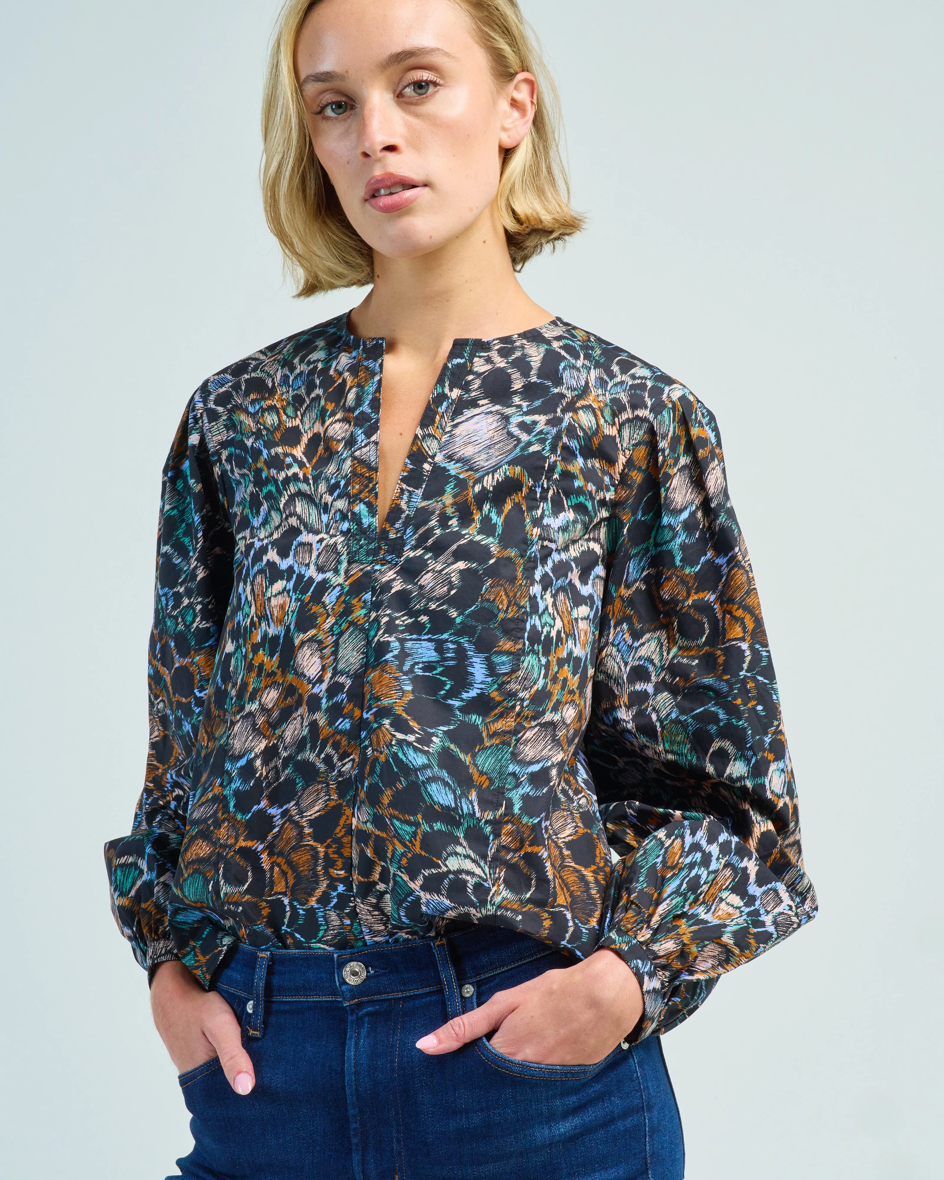 llara blouse
