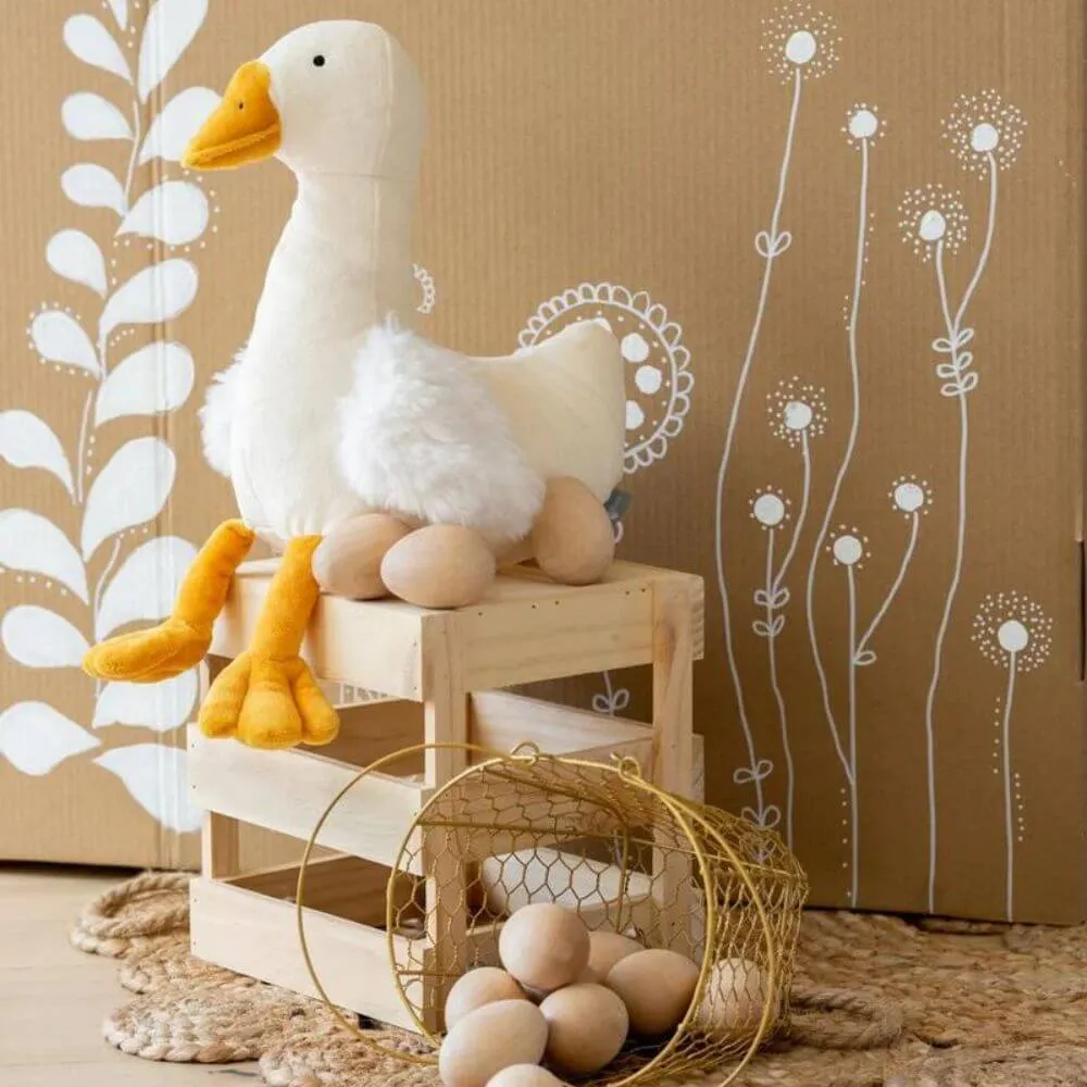 Nana Huchy Snowy the Goose