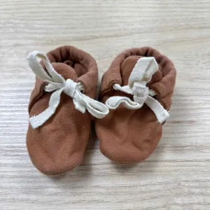 Quincy Mae FOOTWEAR slippers
