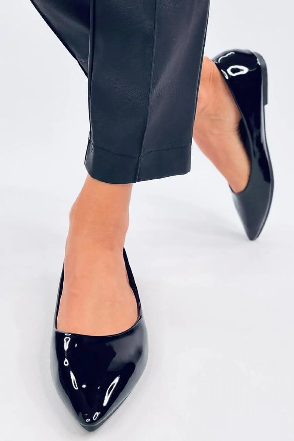 Shiny Ballet flats