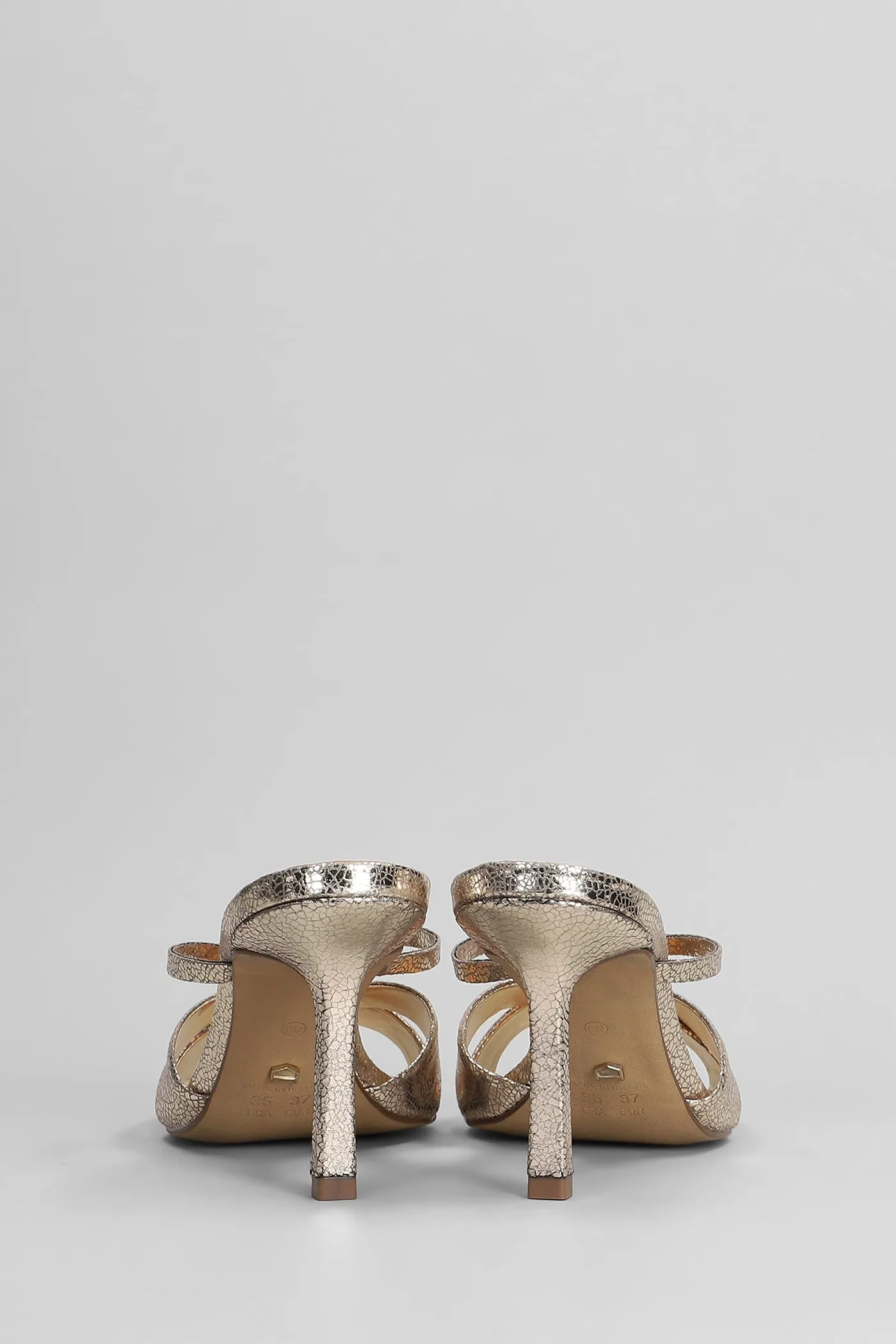 Slipper-Mule in gold leather