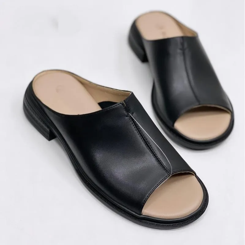 The Classic Chic Flat Slippers