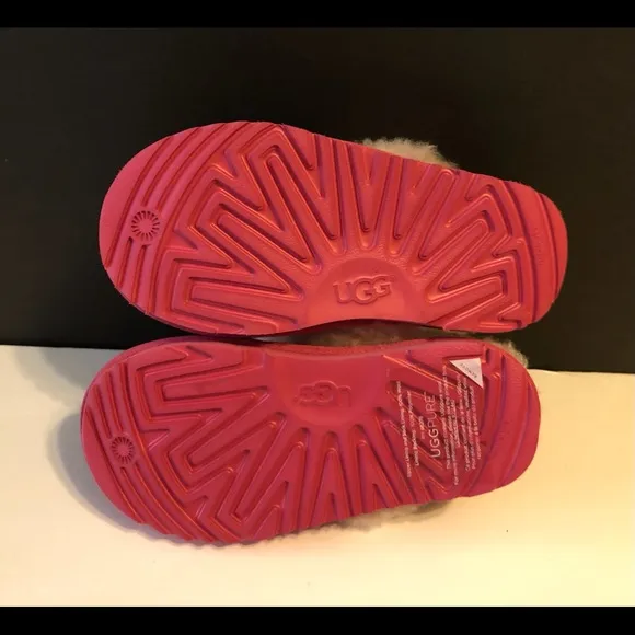 UGG Scuffette Hot pink Slip On Slides 11