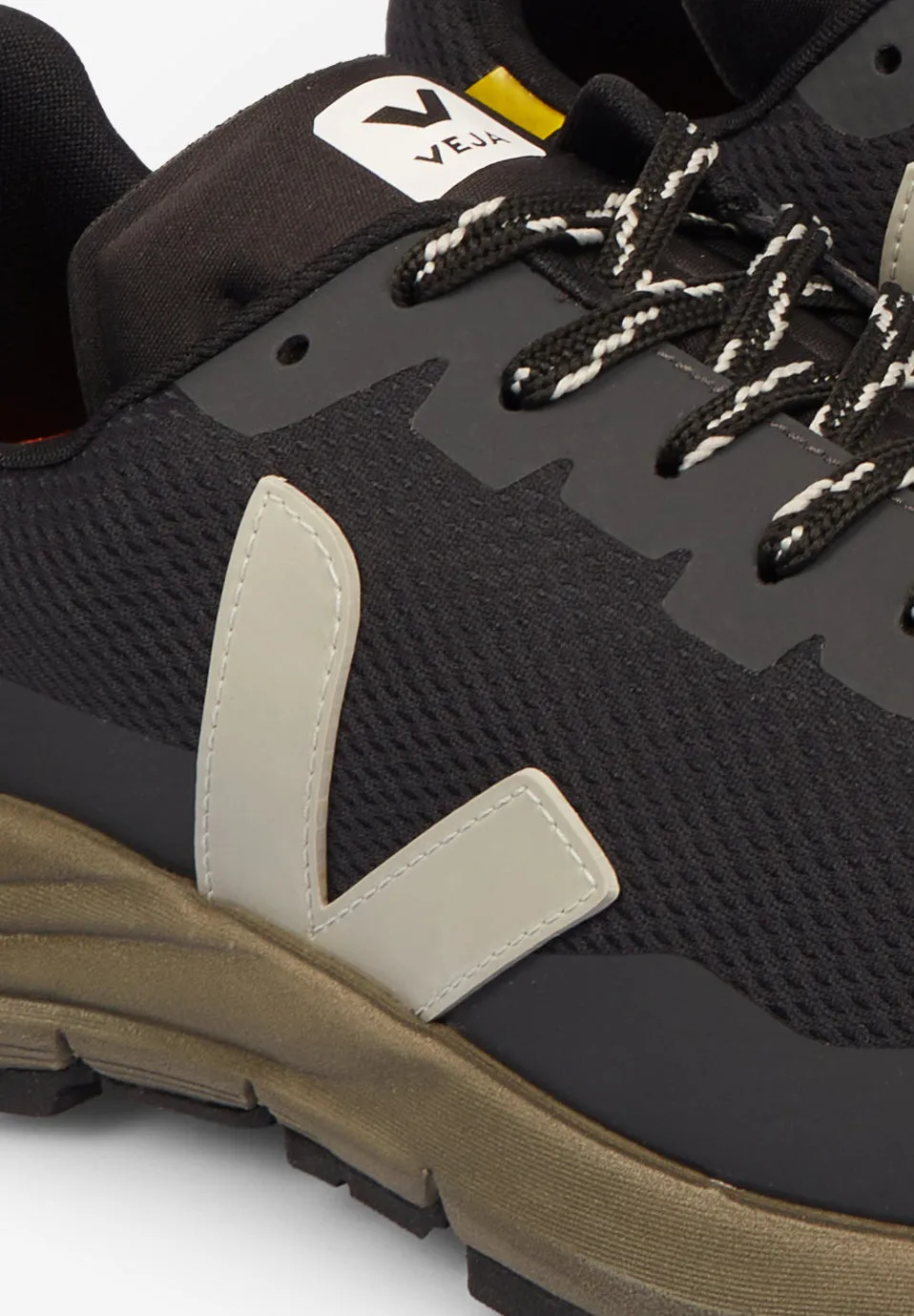 VEJA | SNEAKERS DEKKAN ALVEOMESH HOMEM