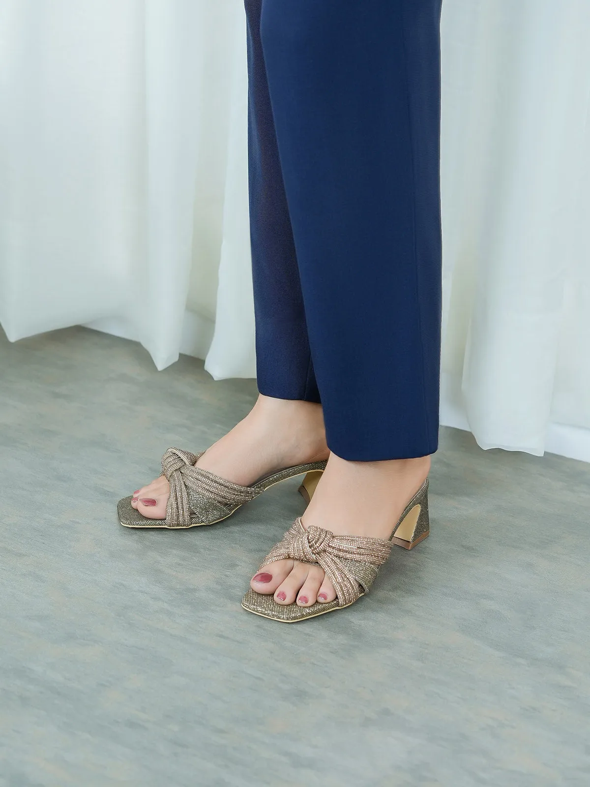 Women's "LAZLO" Block Heeled Fancy Sandals