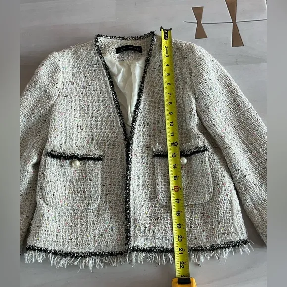 Zara Ecru Sequin Tweed Pearl Button Blazer size small