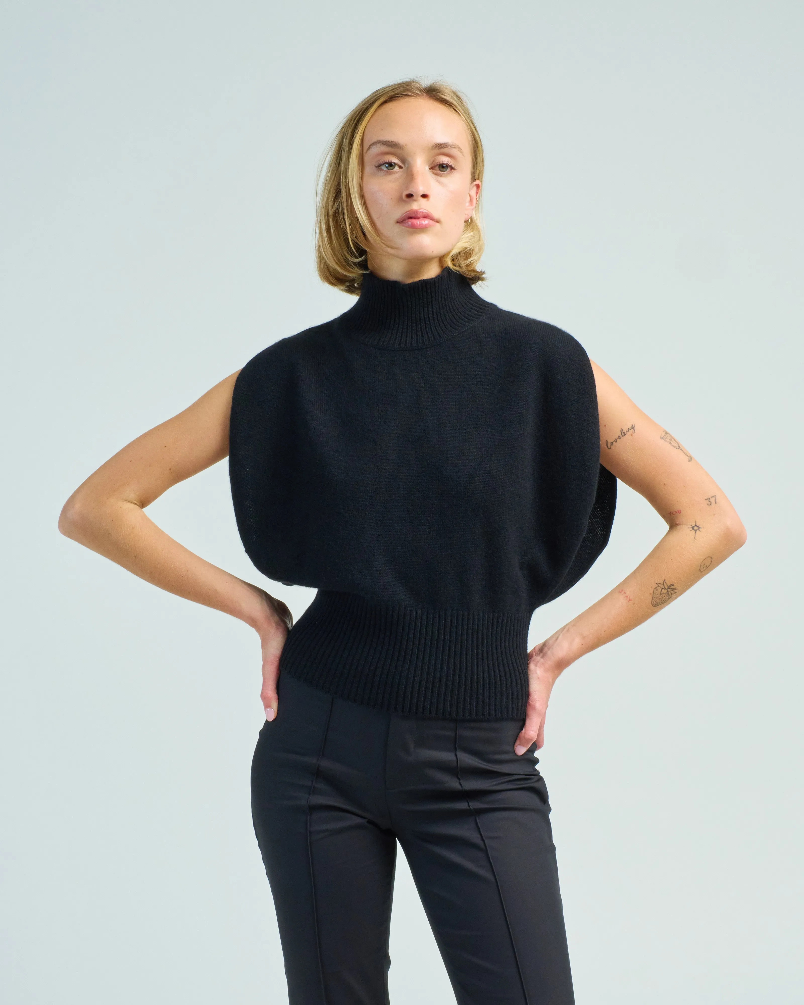zaya top